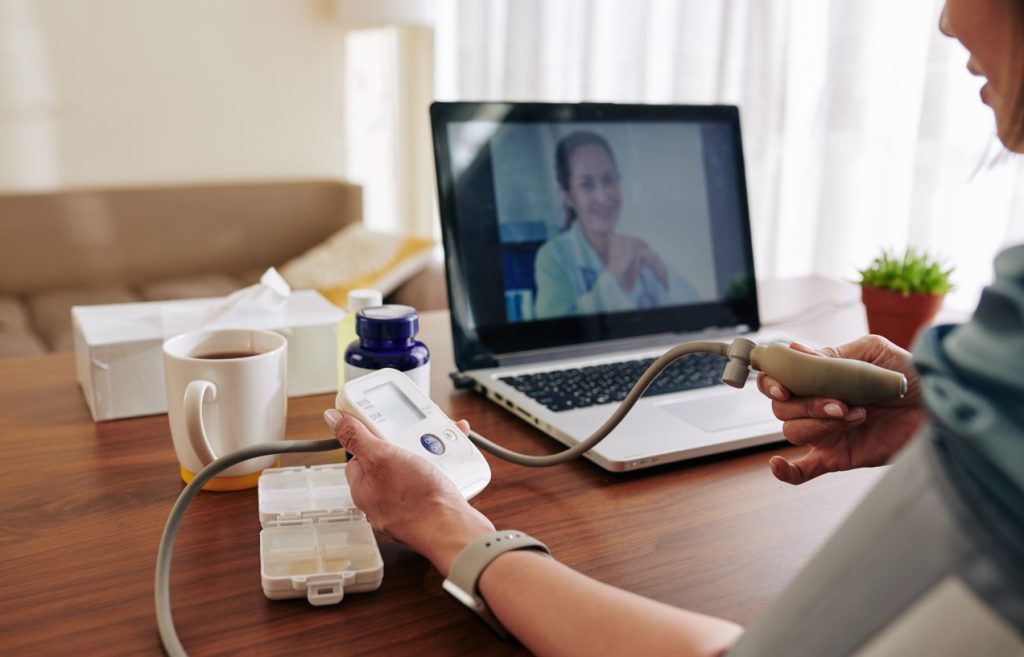 Telemedycyna jest prawnie dopuszczona, ale nadal rzadko stosowana