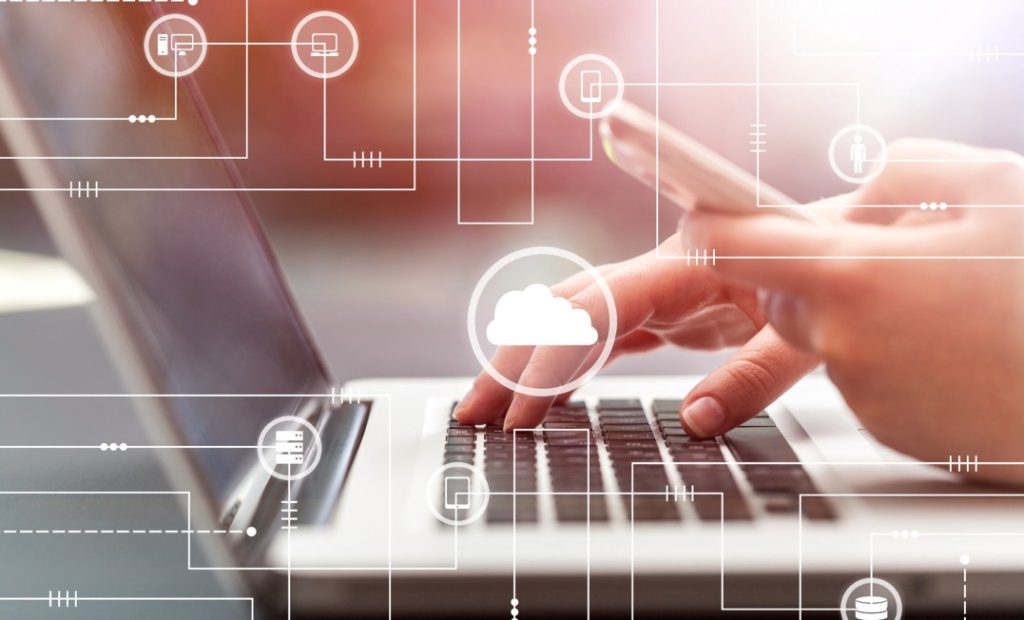 Różne aplikacje, różne formaty danych i chaos informacyjny - to codzienność placówek zdrowia