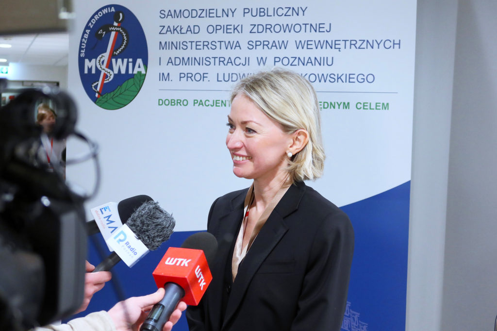 - W AI upatrujemy w nich możliwości skrócenia czasu diagnostyczno-terapeutycznego, bo mniejszych kosztów jeszcze długo nie - mówi dyrektor Kuncewicz