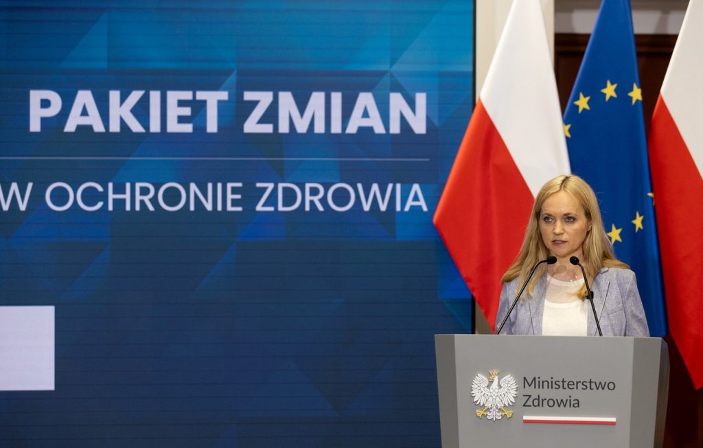 – Nie ma mojej zgody na luki w systemie, które umożliwiają ingerowanie w kolejność przyjmowania pacjentów. Wszyscy pacjenci są równie ważni – powiedziała Minister Zdrowia