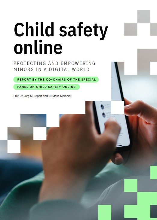 Raport "Child Safety Online"